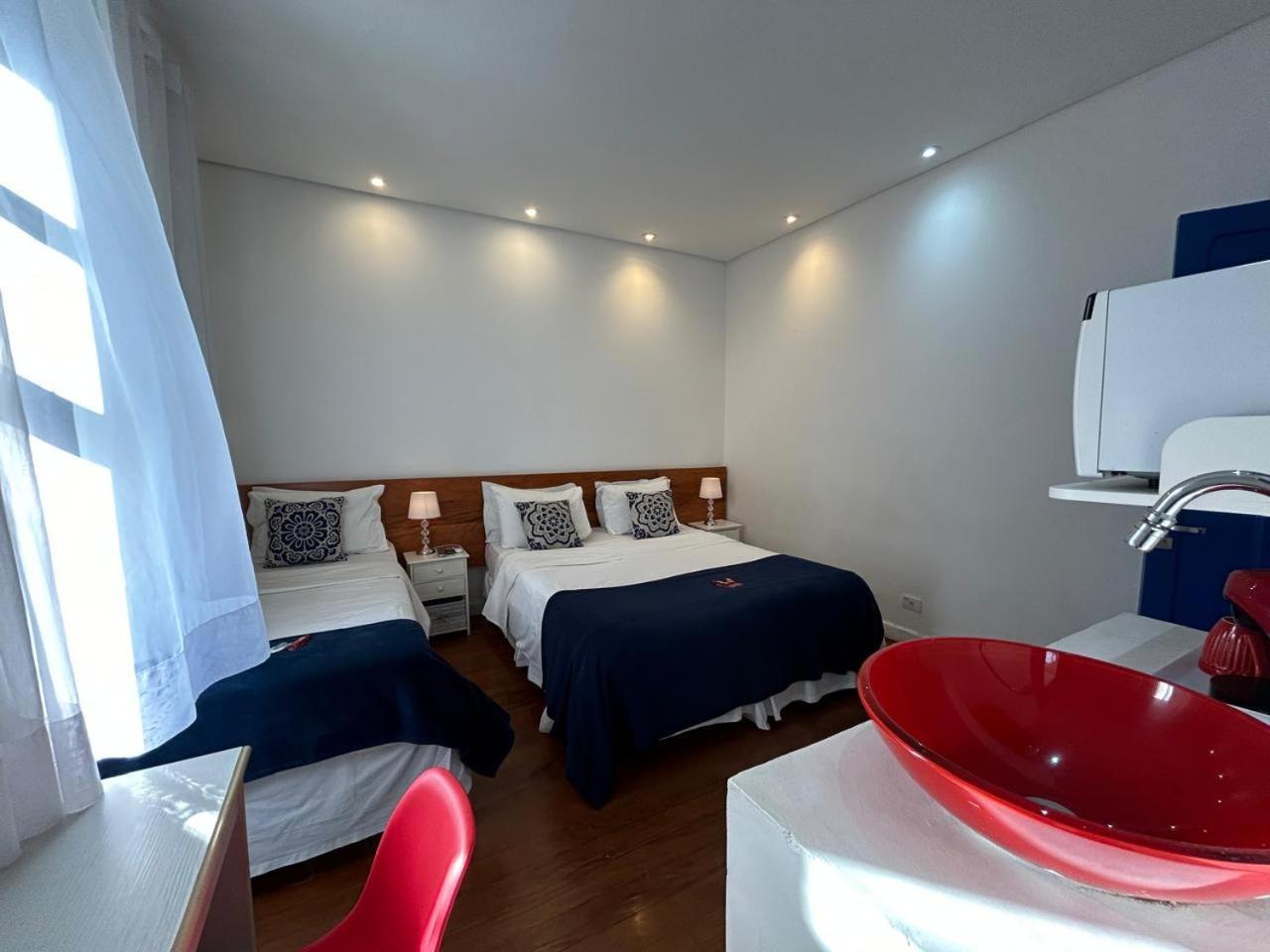 Pousada E Hostel Sao Paulo Comfort - Bairro Pinheiros, Proximo Hospital Das Clinicas E Incor, Oscar Freire, Av Paulista, Allianz, Vila Madalena E Facil Acesso Ao Ibirapuera E Morumbi Ngoại thất bức ảnh