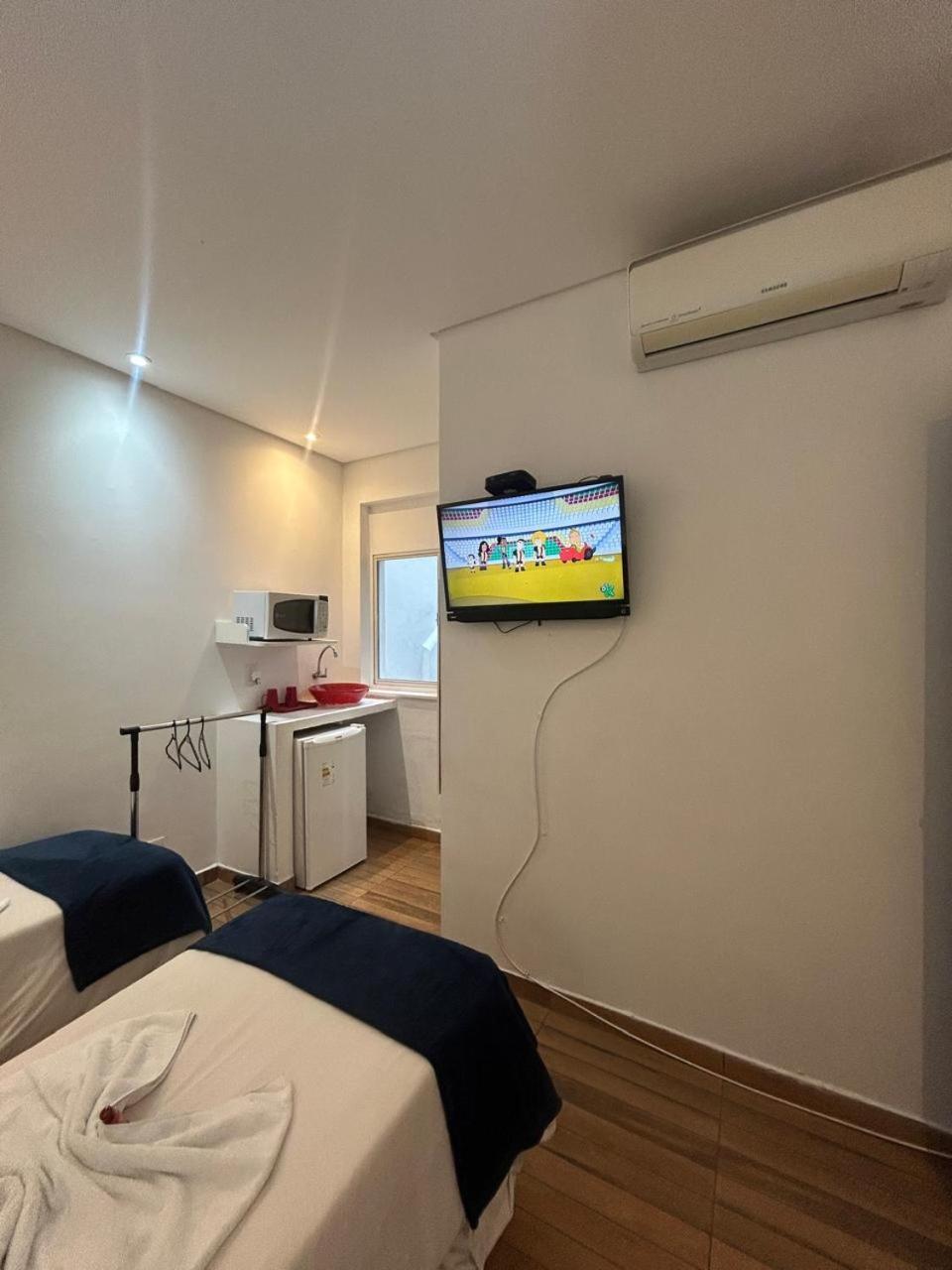Pousada E Hostel Sao Paulo Comfort - Bairro Pinheiros, Proximo Hospital Das Clinicas E Incor, Oscar Freire, Av Paulista, Allianz, Vila Madalena E Facil Acesso Ao Ibirapuera E Morumbi Ngoại thất bức ảnh